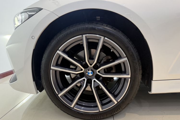 Used BMW 3 Series 2023 325Li M Sport Package Exterior 7