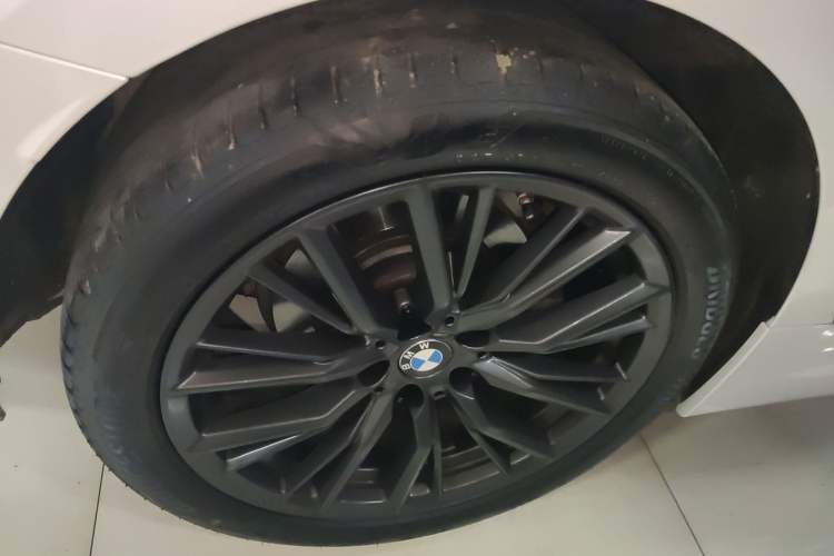 Used BMW 3 Series 2023 325Li M Sport Night Edition Package Exterior 8