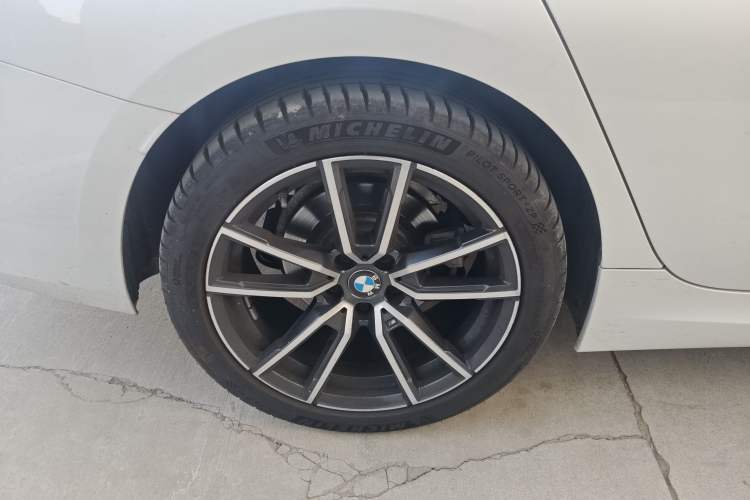 Used BMW 3 Series 2023 325Li xDrive M Sport Package Exterior 8