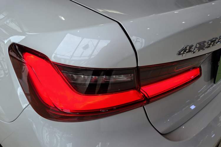 Used BMW 3 Series 2023 325Li M Sport Package Exterior 8