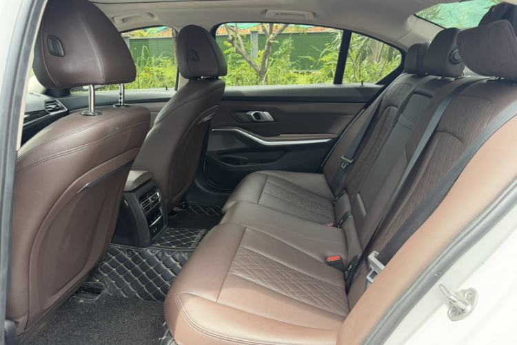 Used BMW 3 Series 2023 320Li M Sport Package Exterior 9