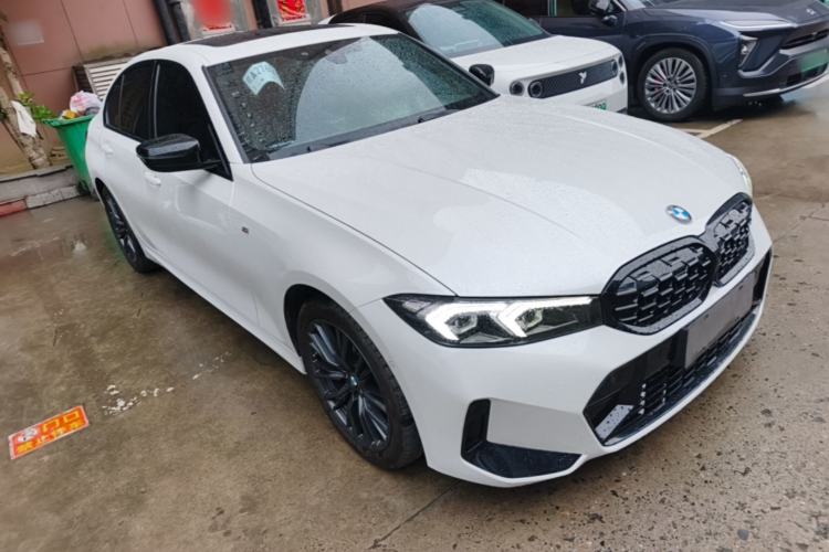 Used BMW 3 Series 2023 325i M Sport Night Edition Package Front Right 45 Deg