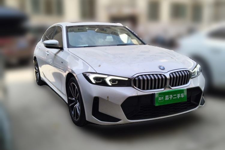 Used BMW 3 Series 2023 320Li M Sport Package Front Right 45 Deg
