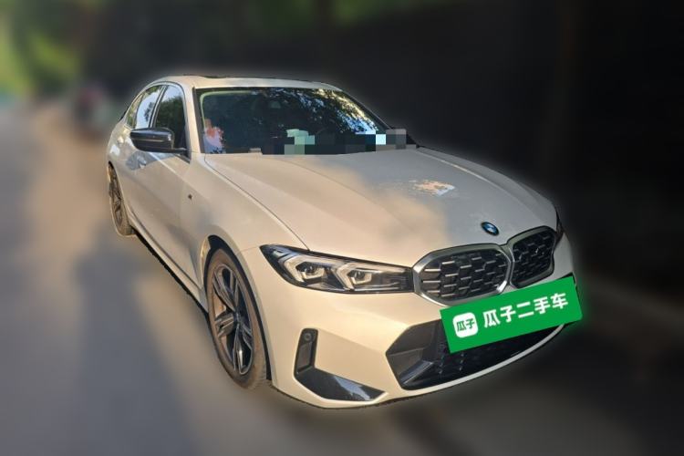 Used BMW 3 Series 2023 325i M Sport Package Front Right 45 Deg