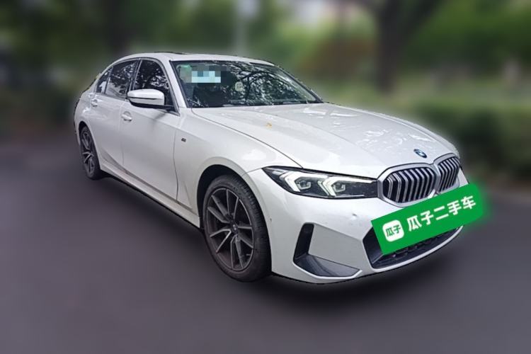 Used BMW 3 Series 2023 320Li M Sport Package Front Right 45 Deg