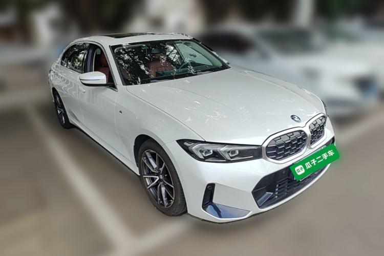 Used BMW 3 Series 2023 325Li M Sport Package Front Right 45 Deg