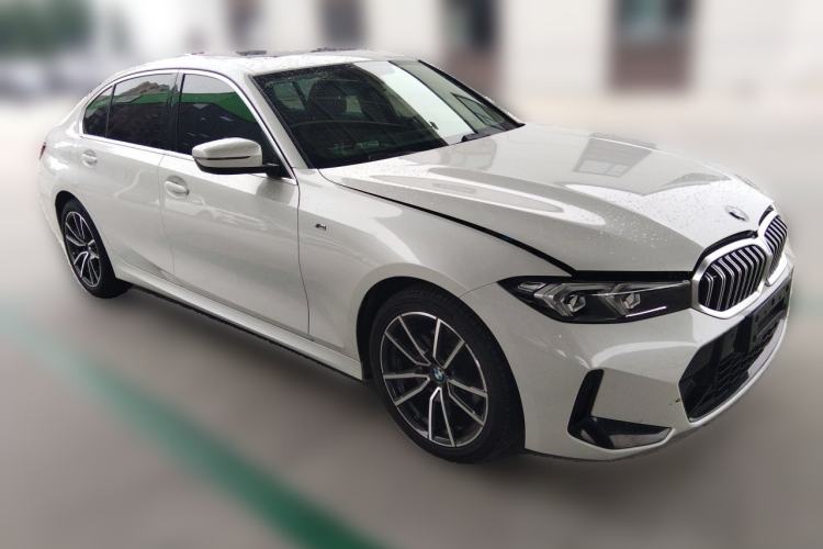 Used BMW 3 Series 2023 320Li M Sport Package Front Right 45 Deg