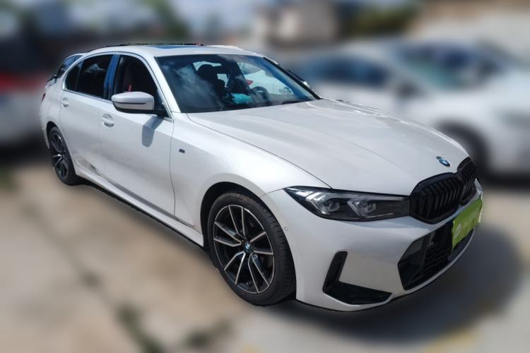 Used BMW 3 Series 2023 325Li M Sport Package Front Right 45 Deg