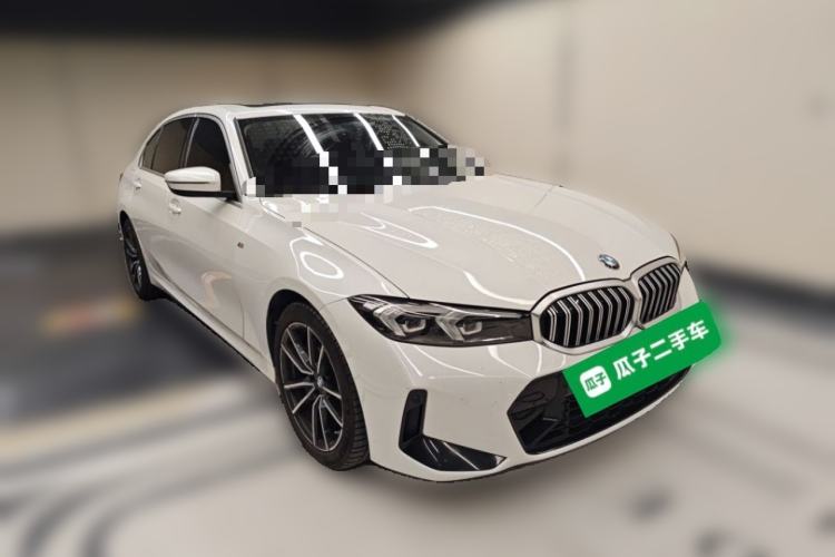 Used BMW 3 Series 2023 320Li M Sport Package Front Right 45 Deg