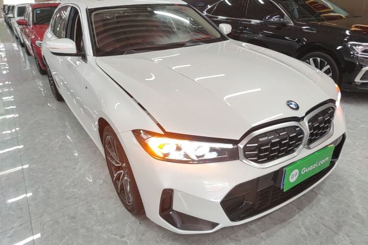 Used BMW 3 Series 2023 325Li M Sport Package Front Right 45 Deg