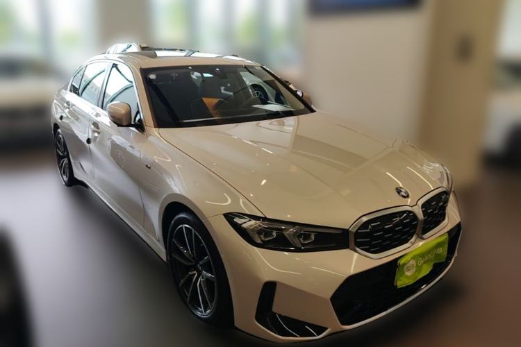Used BMW 3 Series 2023 325Li M Sport Package Front Right 45 Deg