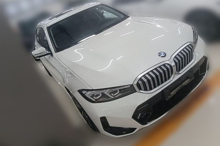 Used BMW 3 Series 2023 320Li M Sport Package Front Right 45 Deg