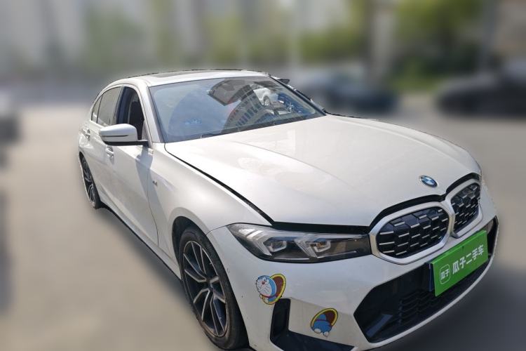 Used BMW 3 Series 2023 325Li M Sport Package Front Right 45 Deg