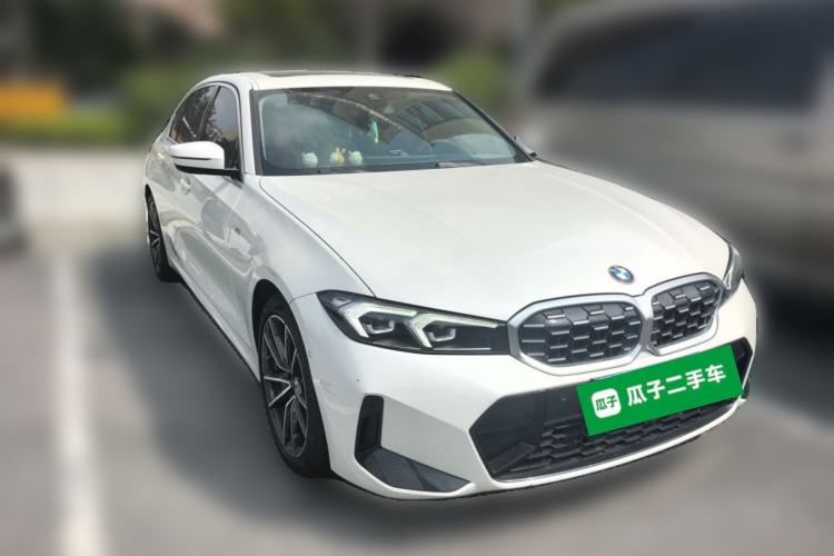 Used BMW 3 Series 2023 325Li M Sport Package Front Right 45 Deg