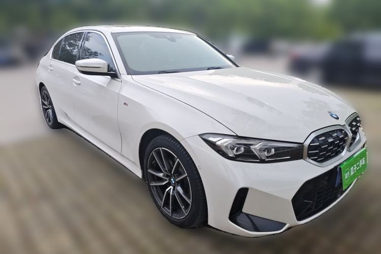 Used BMW 3 Series 2023 325Li M Sport Package Front Right 45 Deg
