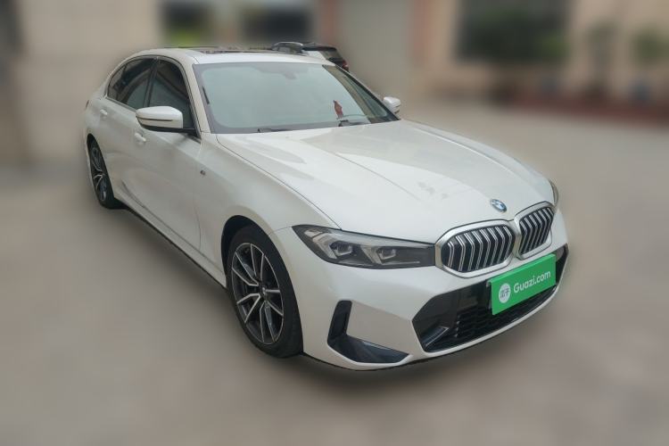 Used BMW 3 Series 2023 320Li M Sport Package Front Right 45 Deg
