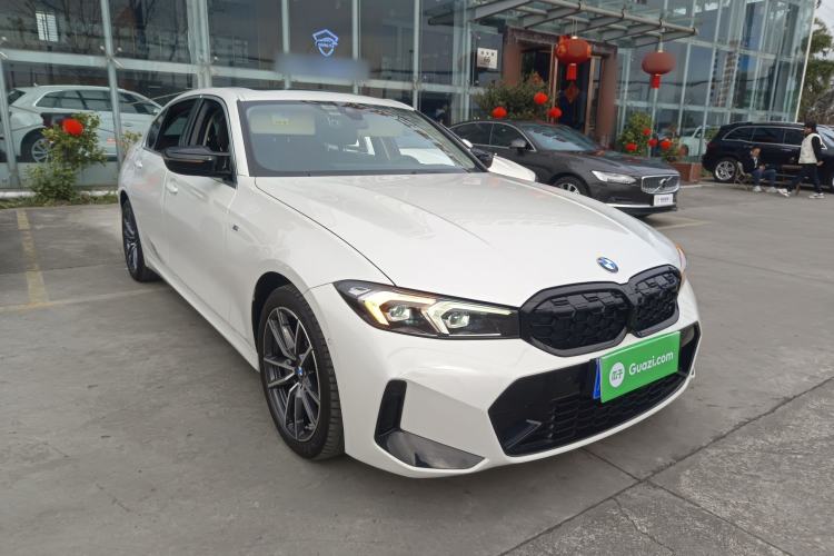 Used BMW 3 Series 2023 325Li M Sport Package Front Right 45 Deg