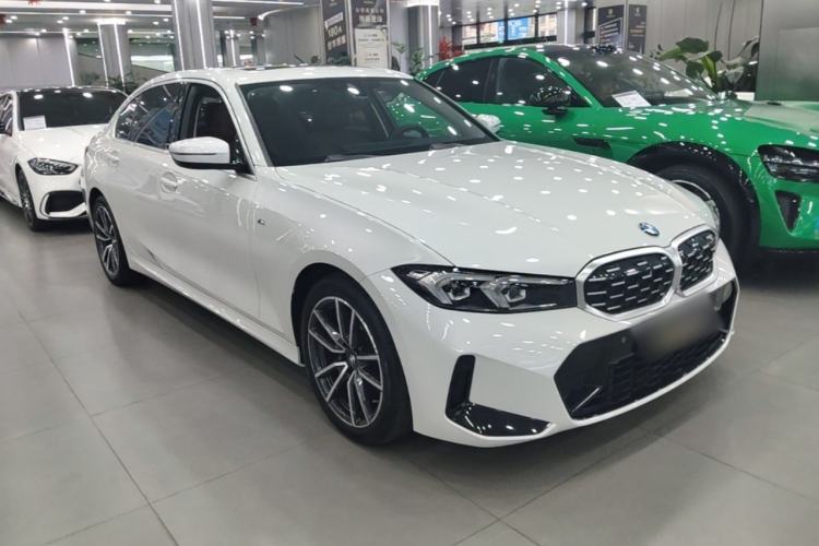 Used BMW 3 Series 2023 325Li M Sport Package Front Right 45 Deg