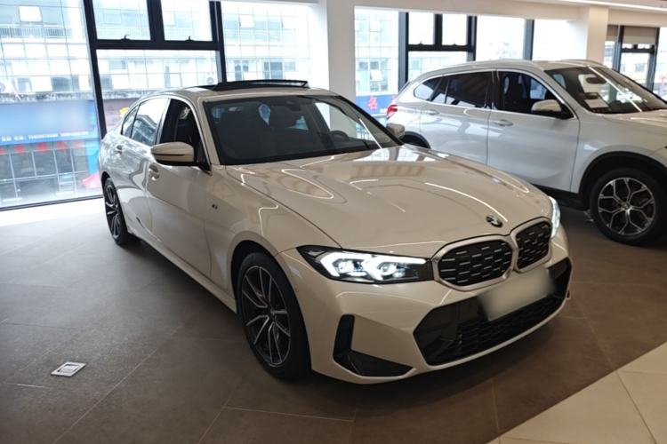 Used BMW 3 Series 2023 325Li M Sport Package Front Right 45 Deg