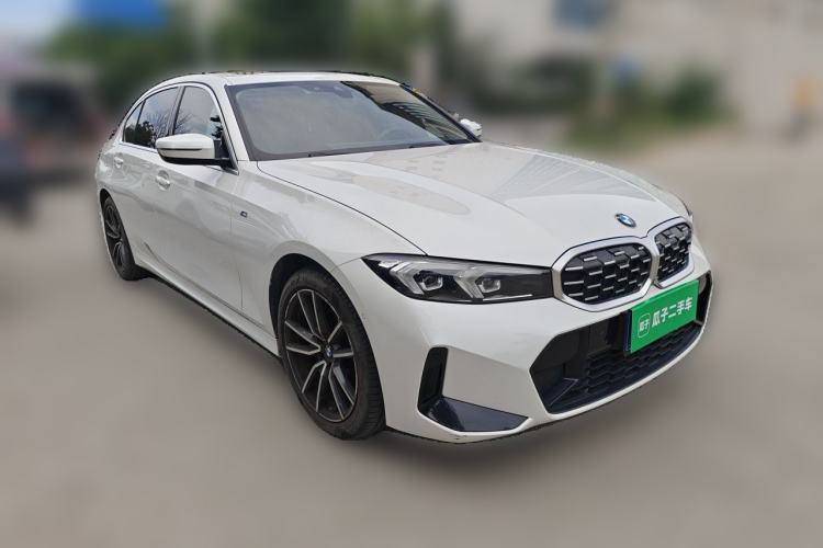 Used BMW 3 Series 2023 325Li M Sport Package Front Right 45 Deg