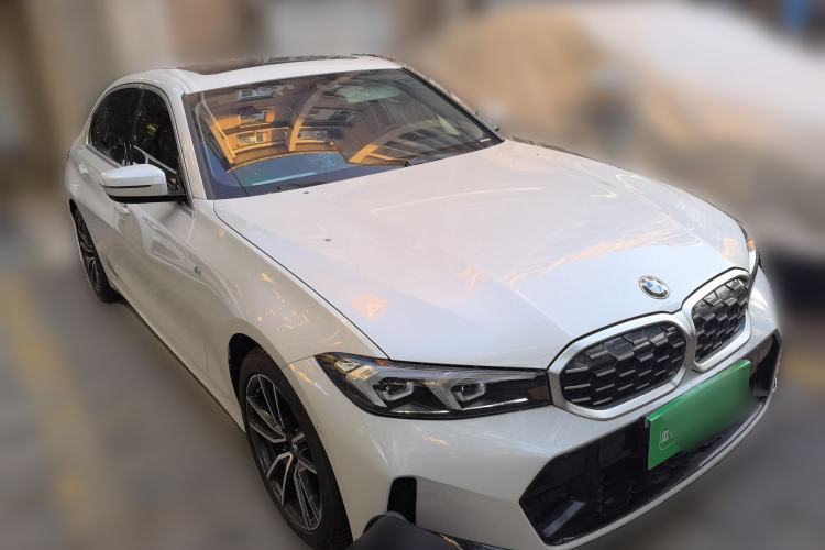 Used BMW 3 Series 2023 325Li M Sport Package Front Right 45 Deg