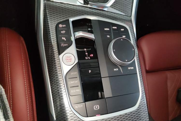 Used BMW 3 Series 2023 325Li M Sport Night Edition Package Gear Lever