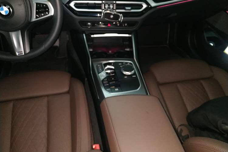 Used BMW 3 Series 2023 325Li M Sport Night Edition Package Gear Lever