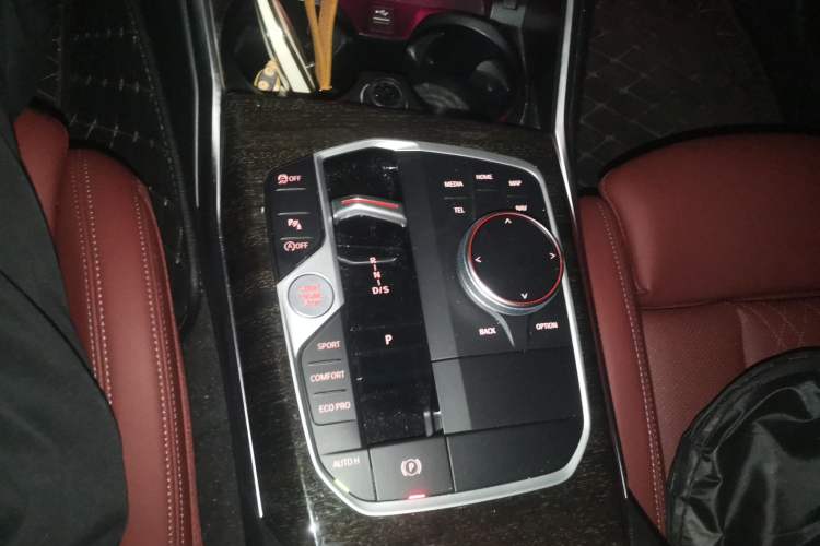 Used BMW 3 Series 2023 325Li M Sport Package Gear Lever