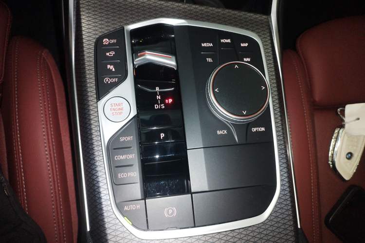 Used BMW 3 Series 2023 325Li M Sport Night Edition Package Gear Lever