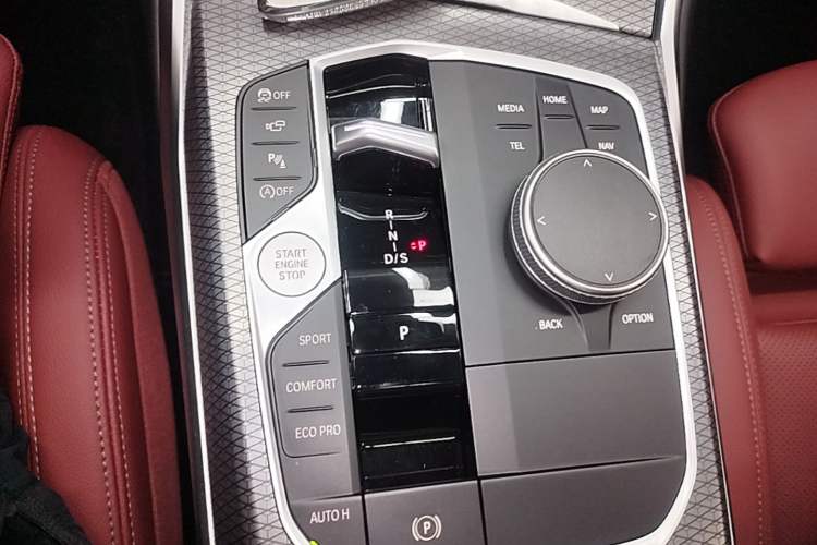 Used BMW 3 Series 2023 325Li M Sport Night Edition Package Gear Lever