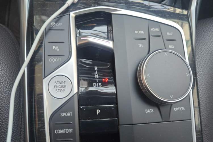 Used BMW 3 Series 2023 325Li M Sport Package Gear Lever