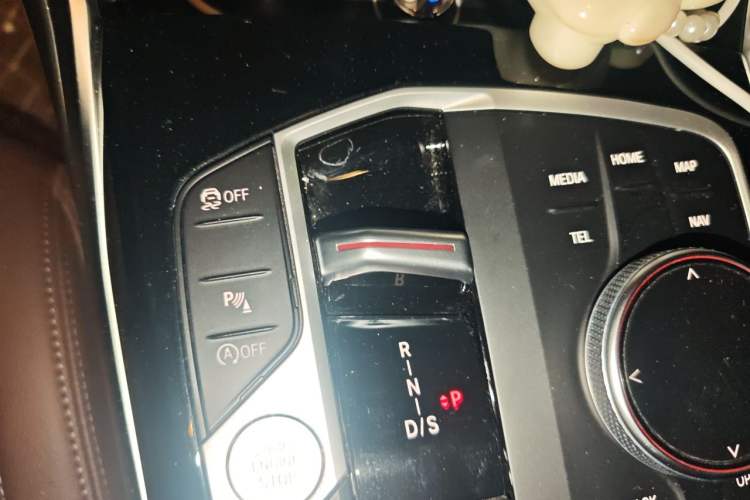 Used BMW 3 Series 2023 320Li M Sport Package Gear Lever