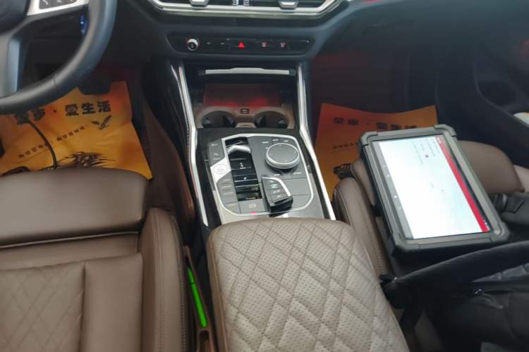 Used BMW 3 Series 2023 325Li M Sport Package Gear Lever