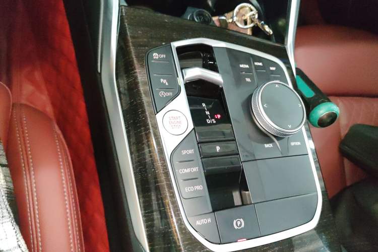 Used BMW 3 Series 2023 325Li M Sport Package Gear Lever