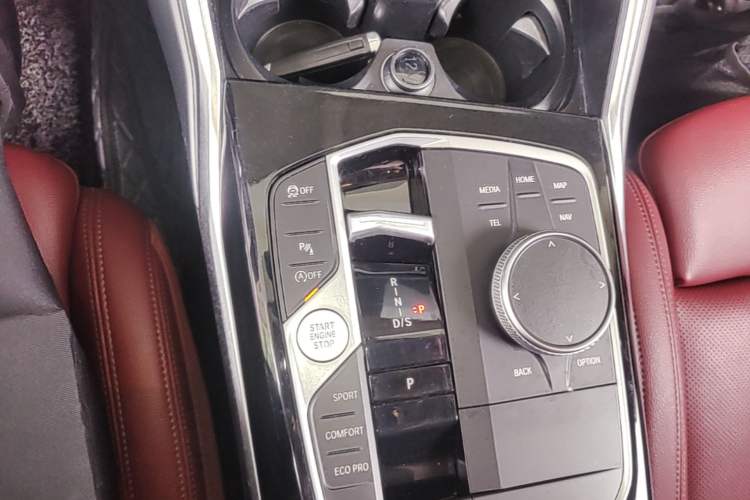 Used BMW 3 Series 2023 320Li M Sport Package Gear Lever