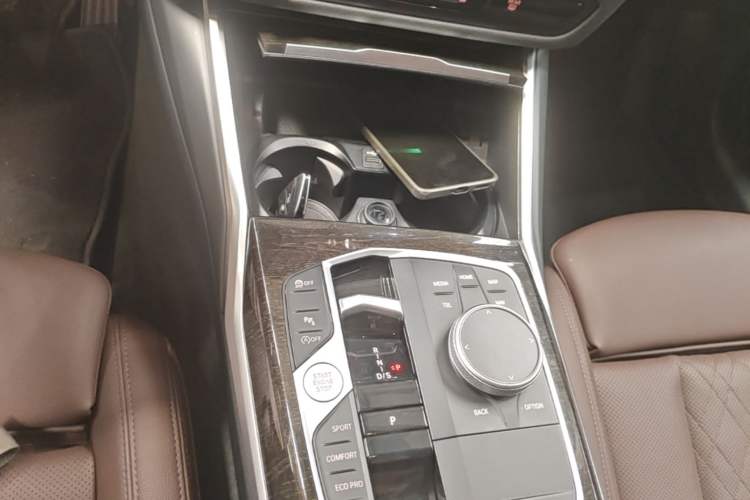 Used BMW 3 Series 2023 325Li M Sport Package Gear Lever