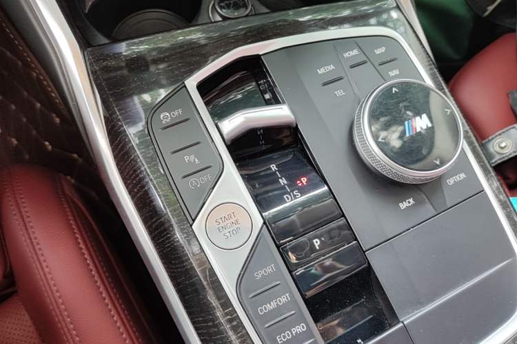 Used BMW 3 Series 2023 325Li M Sport Package Gear Lever