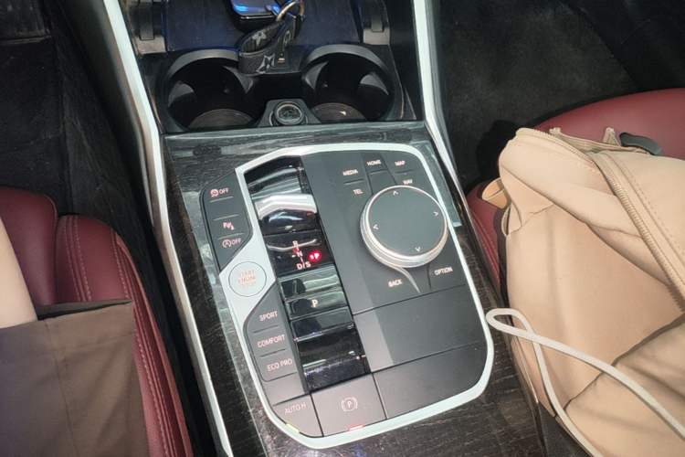 Used BMW 3 Series 2023 325Li M Sport Package Gear Lever