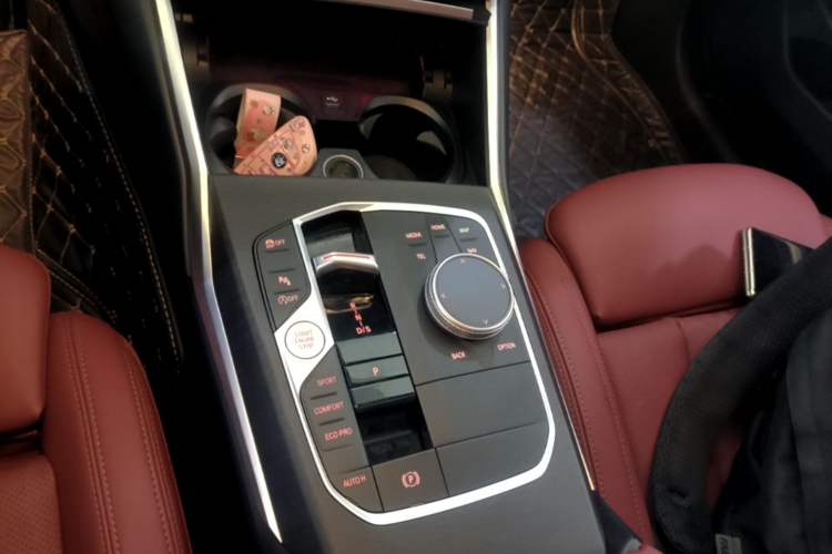 Used BMW 3 Series 2023 325i M Sport Package Gear Lever