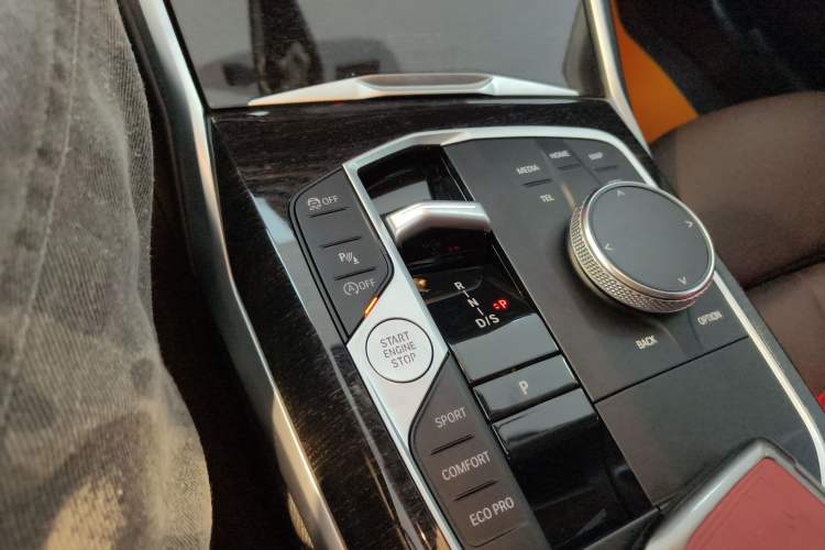 Used BMW 3 Series 2023 325Li M Sport Package Gear Lever