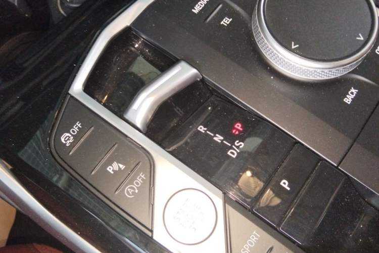 Used BMW 3 Series 2023 320Li M Sport Package Gear Lever