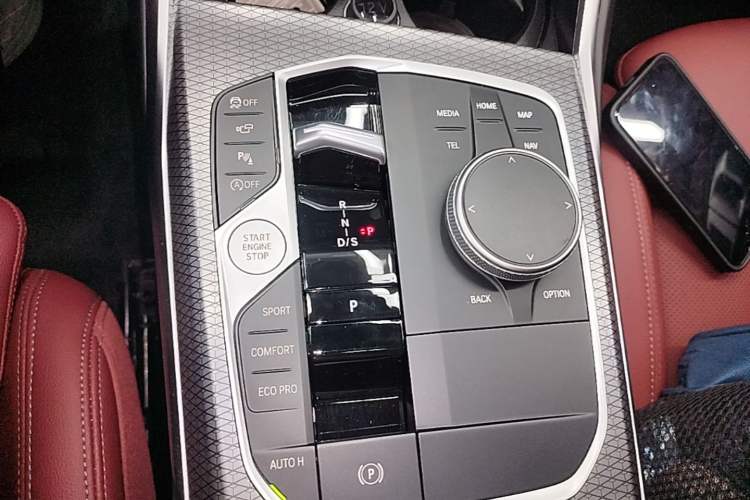 Used BMW 3 Series 2023 325Li M Sport Night Edition Package Gear Lever