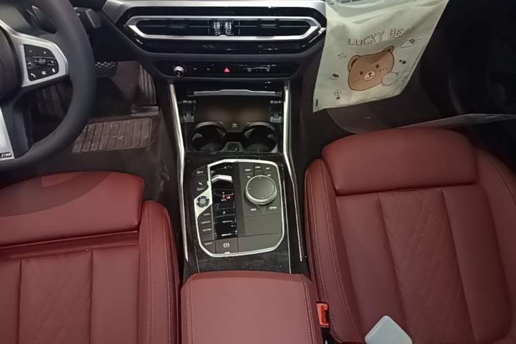 Used BMW 3 Series 2023 325Li M Sport Package Gear Lever