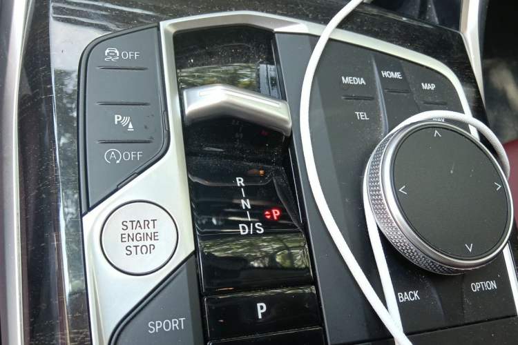 Used BMW 3 Series 2023 325Li M Sport Package Gear Lever