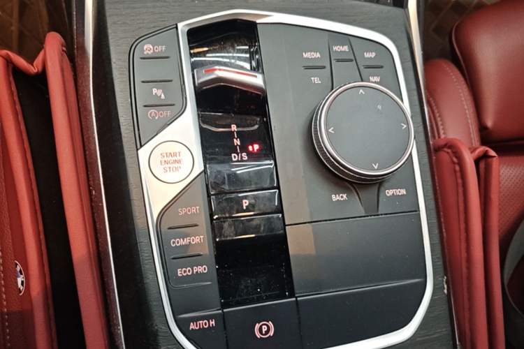 Used BMW 3 Series 2023 325i M Sport Package Gear Lever