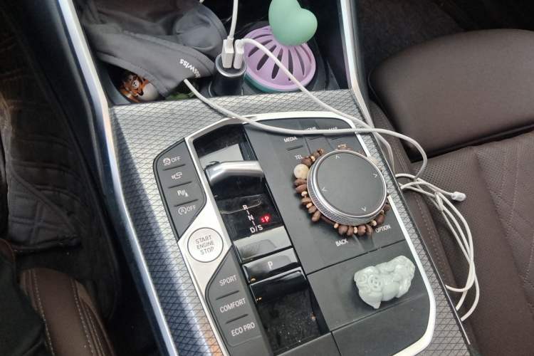 Used BMW 3 Series 2023 325Li M Sport Night Edition Package Gear Lever