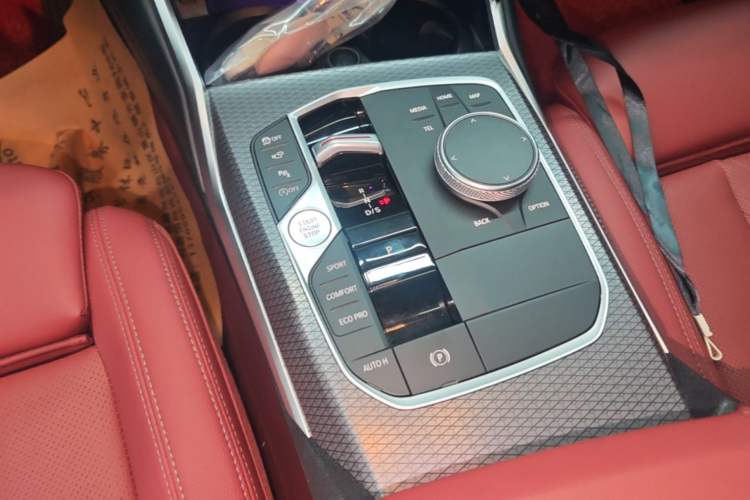 Used BMW 3 Series 2023 325Li M Sport Night Edition Package Gear Lever