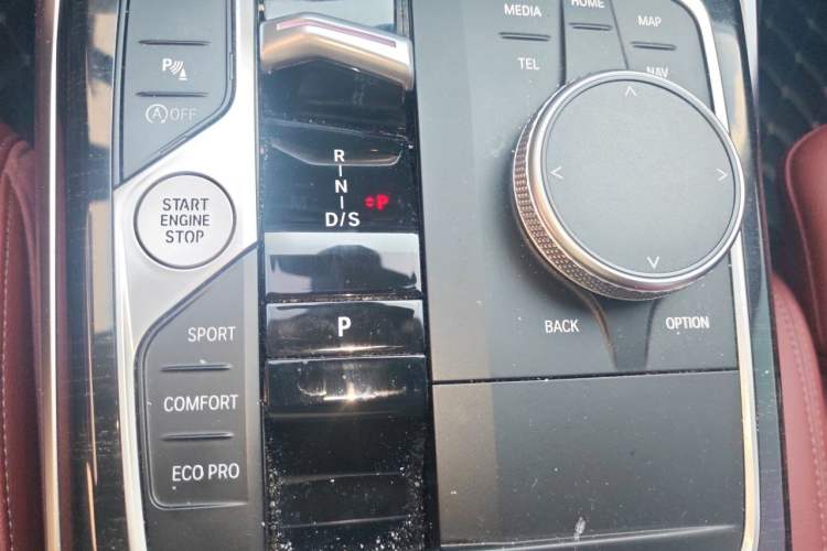 Used BMW 3 Series 2023 325Li M Sport Package Gear Lever