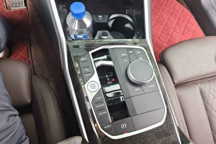 Used BMW 3 Series 2023 325Li M Sport Package Gear Lever