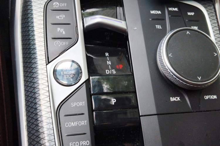 Used BMW 3 Series 2023 325Li M Sport Night Edition Package Gear Lever